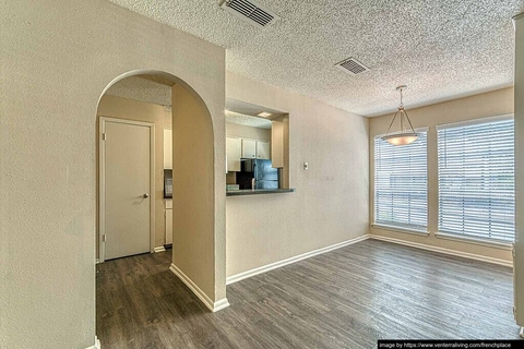 French Place Apartments San Antonio Texas