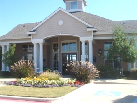 Blue Lake Villas I & II Apartments Waxahachie Texas